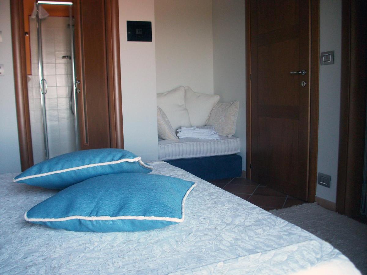 La Corte Di Langa Guest House Albaretto della Torre Room photo